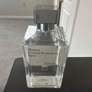 Gentle
fluidity
SILVER EDITION - EAU DE PARFUM, 70ml